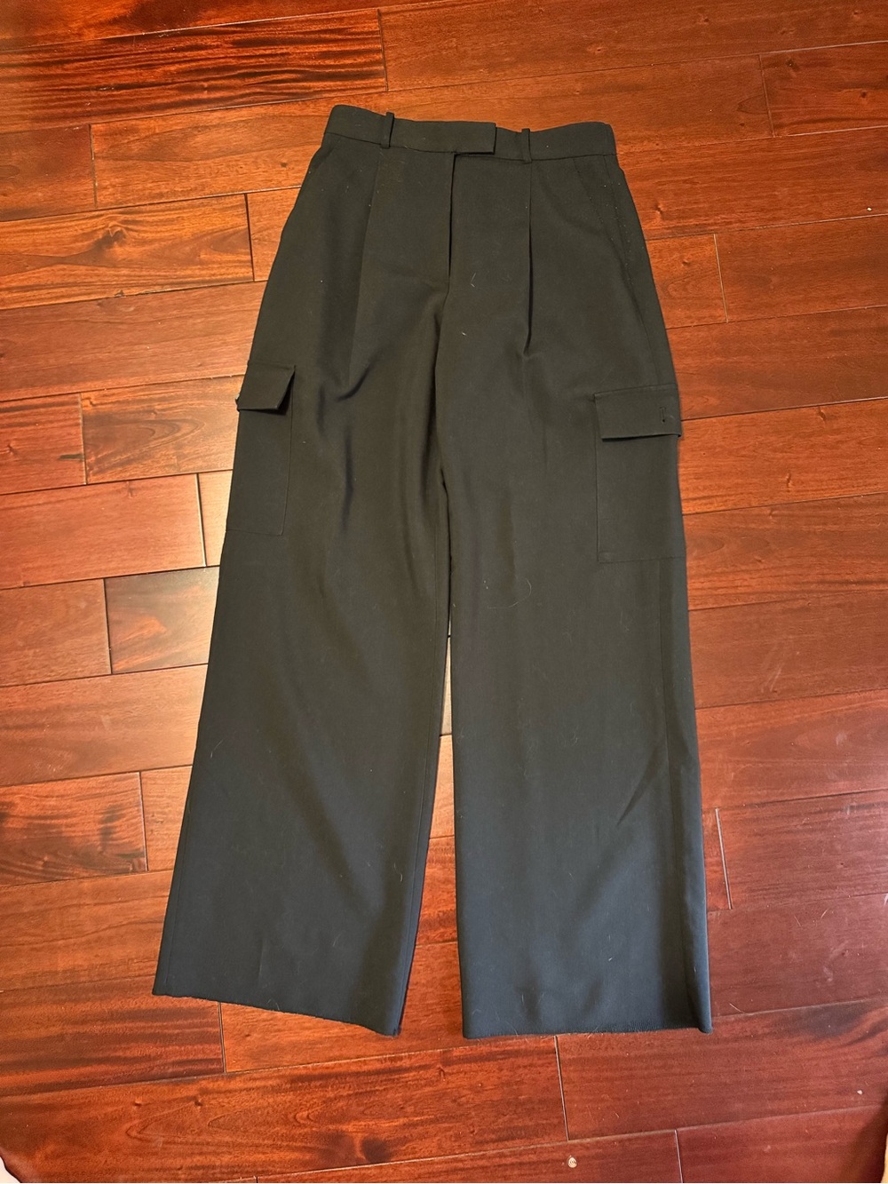 Black Wide-Leg Cargo Pants
